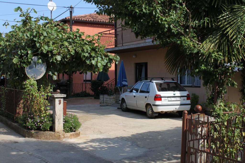 Apartments With A Parking Space Umag - 7110 Eksteriør billede
